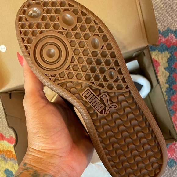 PUMA kids NEW IN BOX - Picture 3 of 7